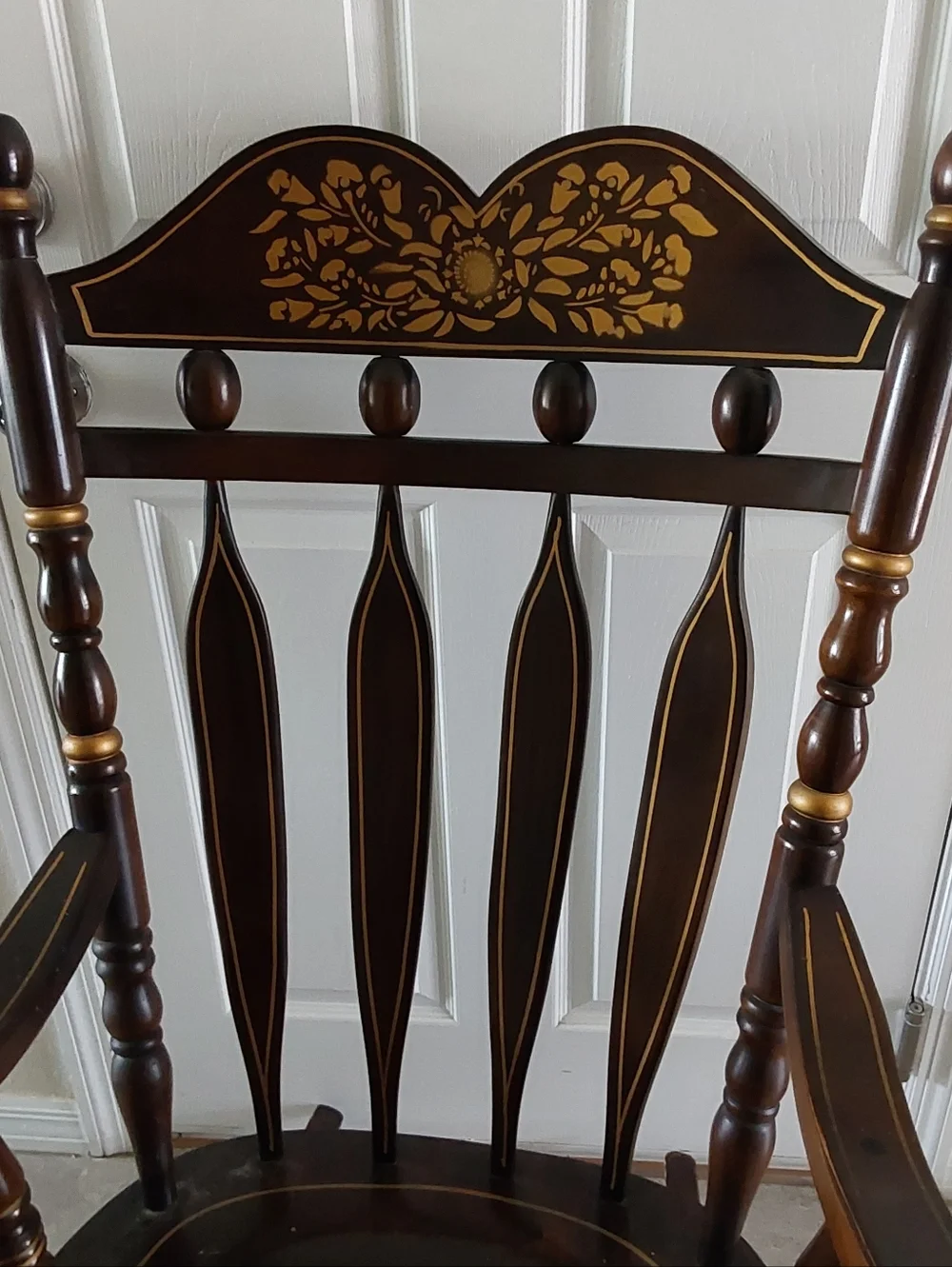 Vintage MCM Virginia House‎ 1008-09-076 Solid Wood Rocking Chair